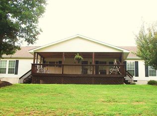 76 Angie Ln, Mills River, NC 28759