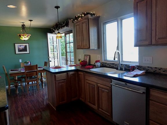 French doors to upper deck