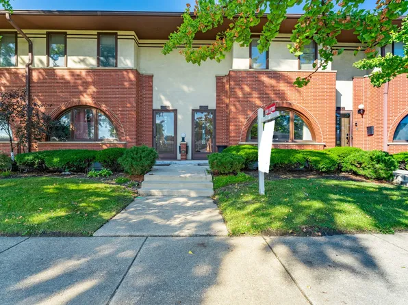 3632 Harlem Ave, Riverside, IL 60546