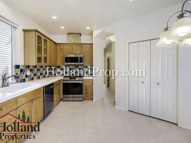 6148 SW Vinwood Ter — Photo 15