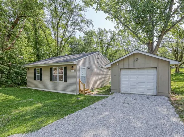 911 Homestead St, Excelsior Springs, MO 64024