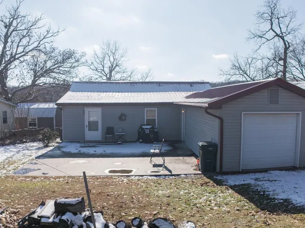 25372 Loon Blvd, Warsaw, MO 65355