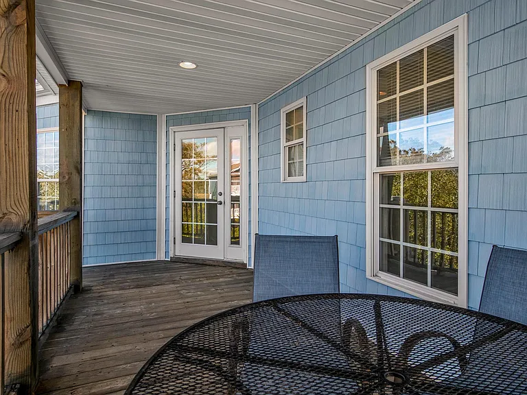 2219 E Pelican Dr — Photo 37