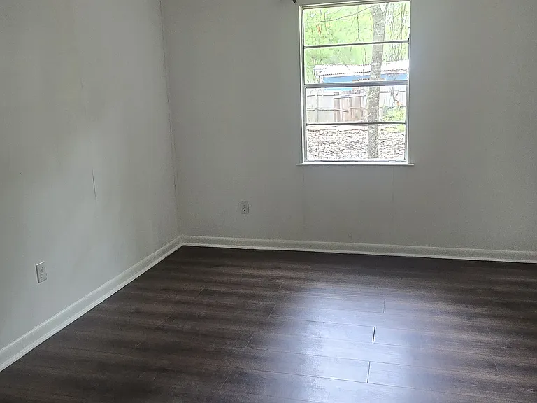 3254 Delarue Dr — Photo 6