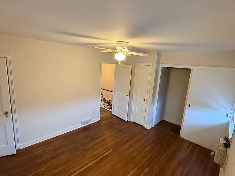4510 Tudor St — Photo 17
