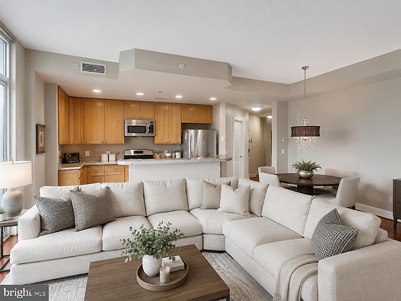 3rd image of 3650 S Glebe Rd Unit 443