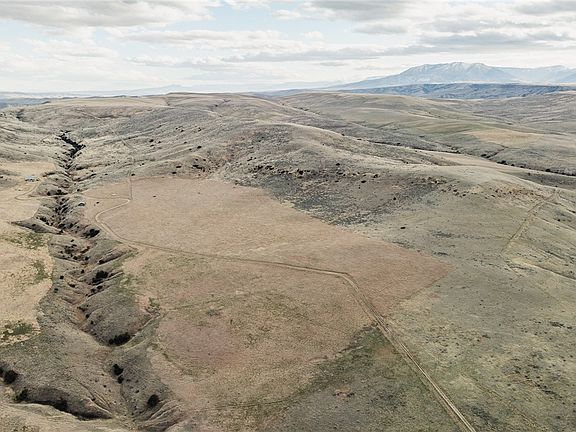 3rd image of Elbow Creek Rd
