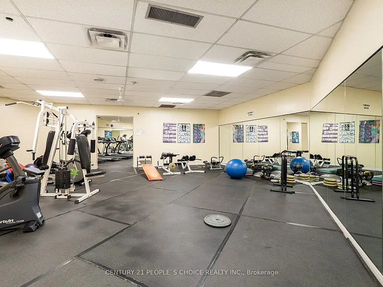 390 Dixon Rd #702 — Photo 37