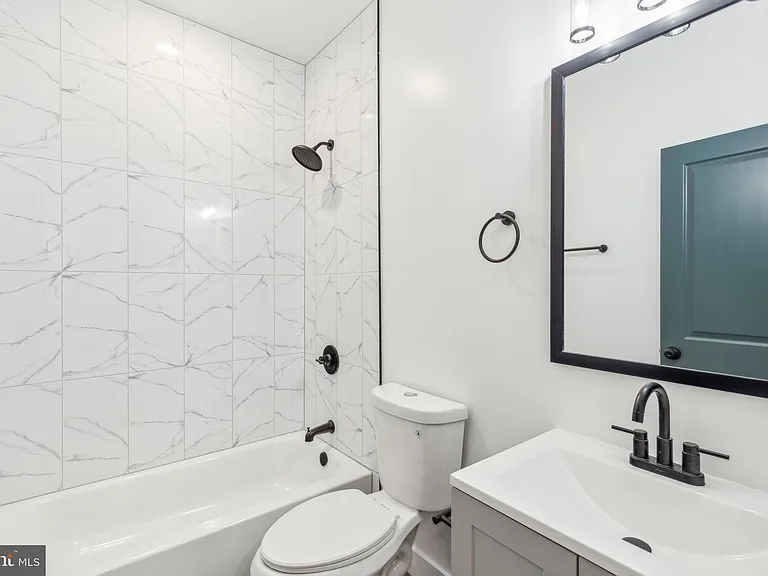 415 W York St #1 — Photo 8