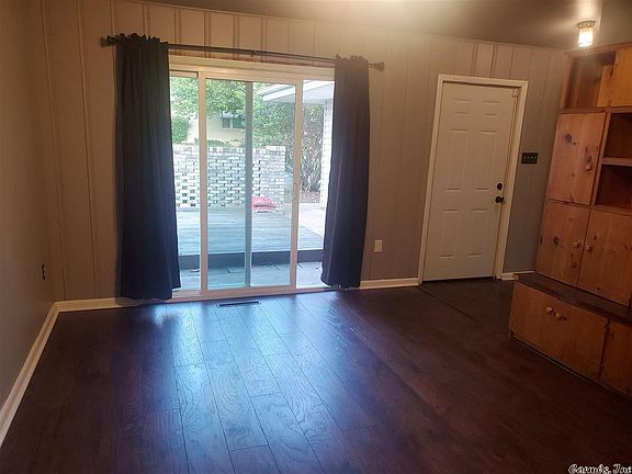4th image of 604 Orchard Dr
