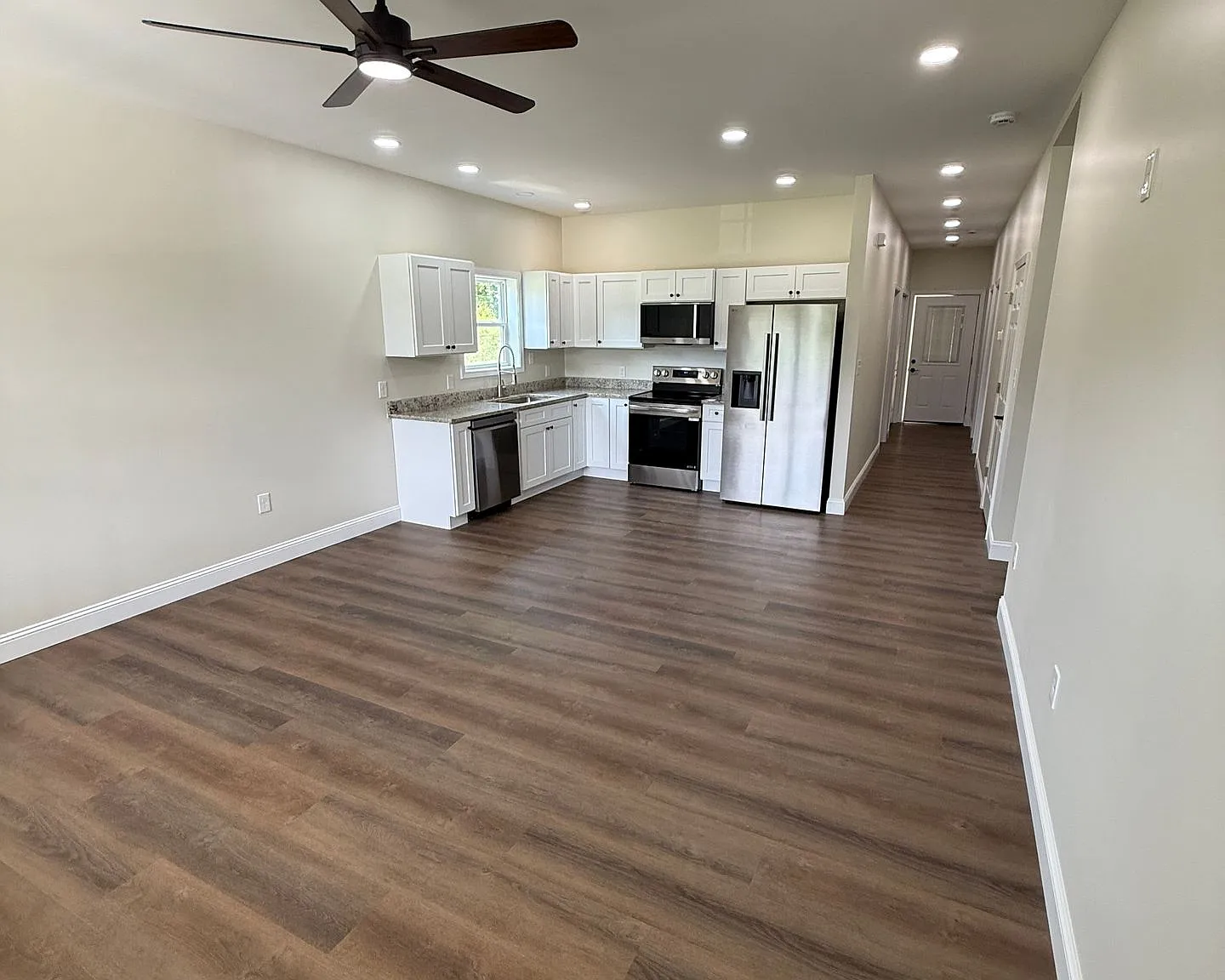 Brand-New 2 Bedroom Duplex for Rent West End of Morristown — Photo 3