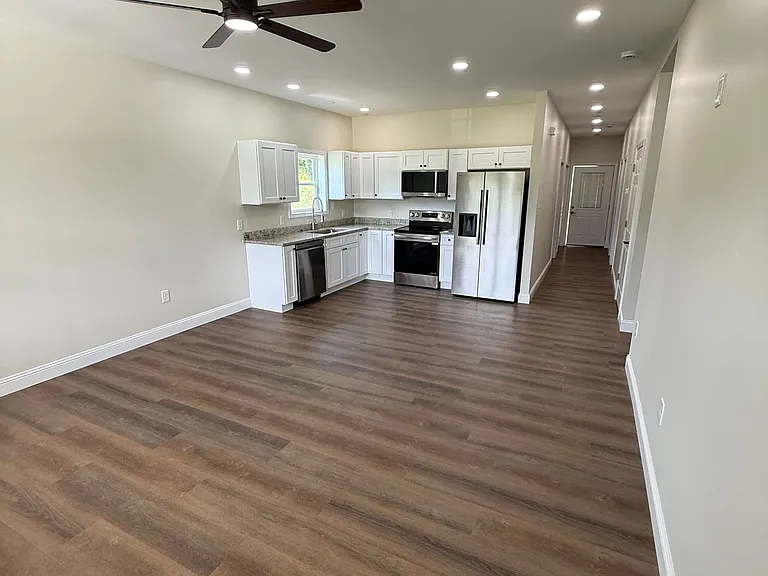 1355 Joe Stephens Rd — Photo 3
