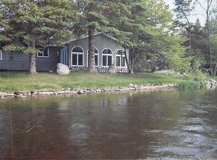 700 Parliament Dr, Mio, MI 48647
