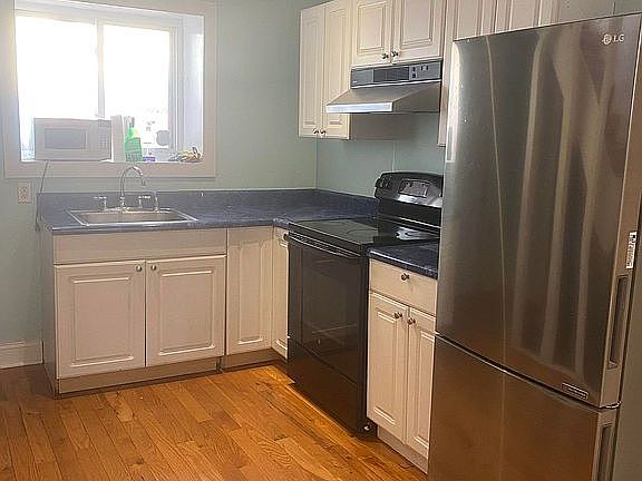 First floor - Kitchen