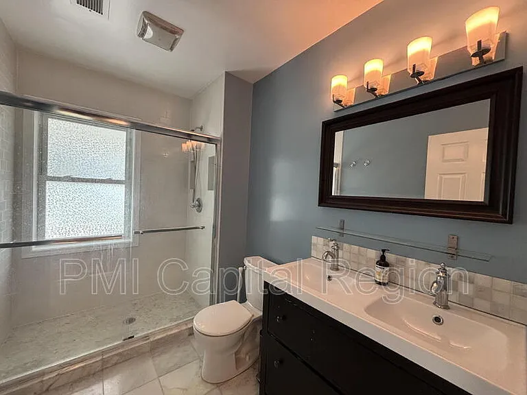 3903 Hampden St — Photo 13