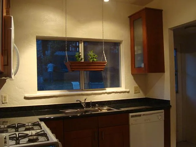 2220 Rosecrans St — Photo 27