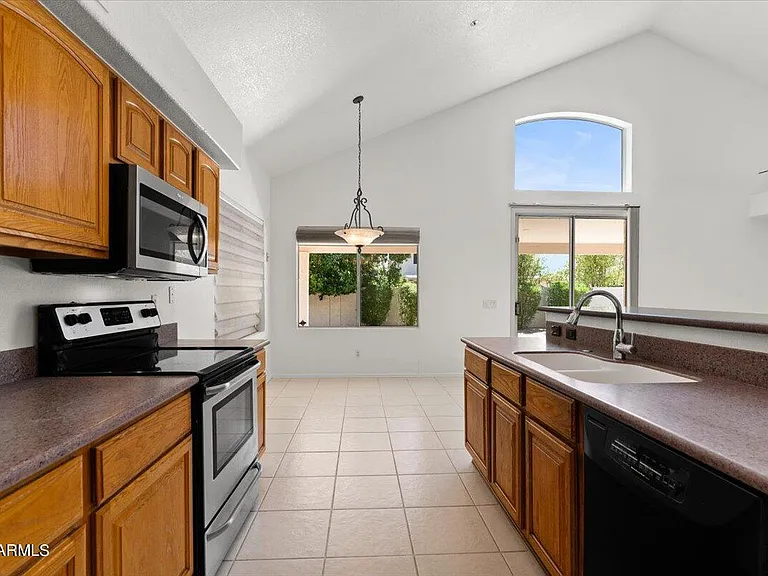 9297 E Blanche Dr — Photo 13