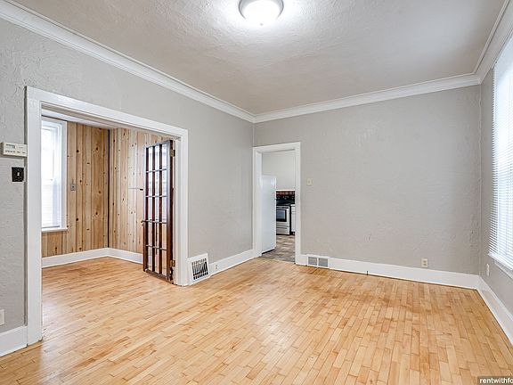 4th image of 702 Main Ave #702