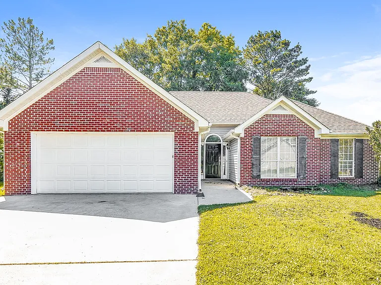 8028 Rockhampton Cir — Photo 1