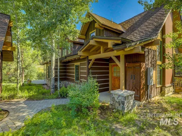 5 Golden Bar Ct, Donnelly, ID 83615