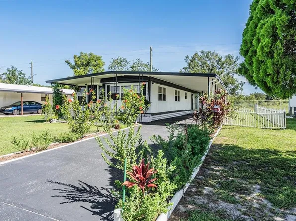 39601 Elgin Dr, Zephyrhills, FL 33542