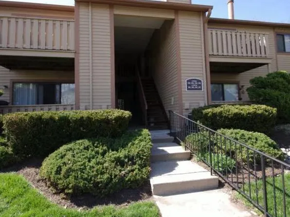 303 Hickory Ct, Lansdale, PA 19446