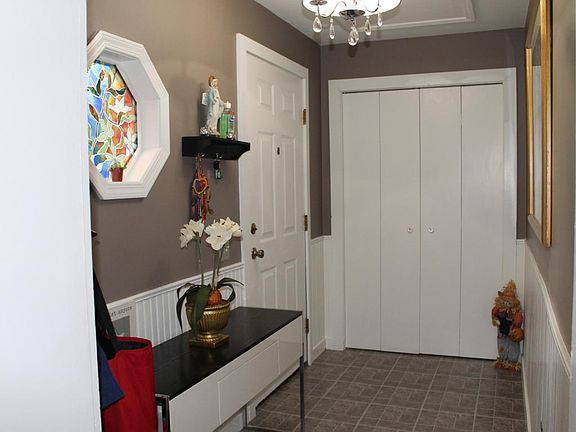 4th image of 2112 Lacrosse St SW