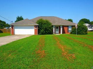 206 Rindon Ln, Hazel Green, AL 35750