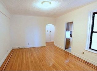 32-06 29th St #3A, Astoria, NY 11106