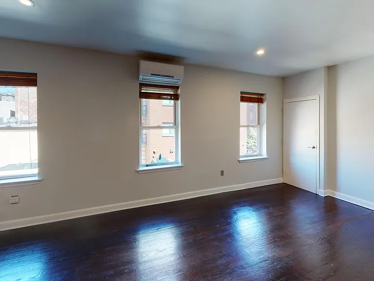 1413 Q St NW — Photo 2