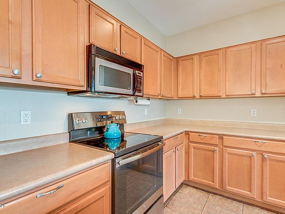 5th image of 16062 N 164th Ln