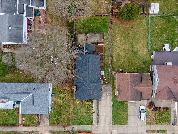 5th image of 917 Oxford Blvd