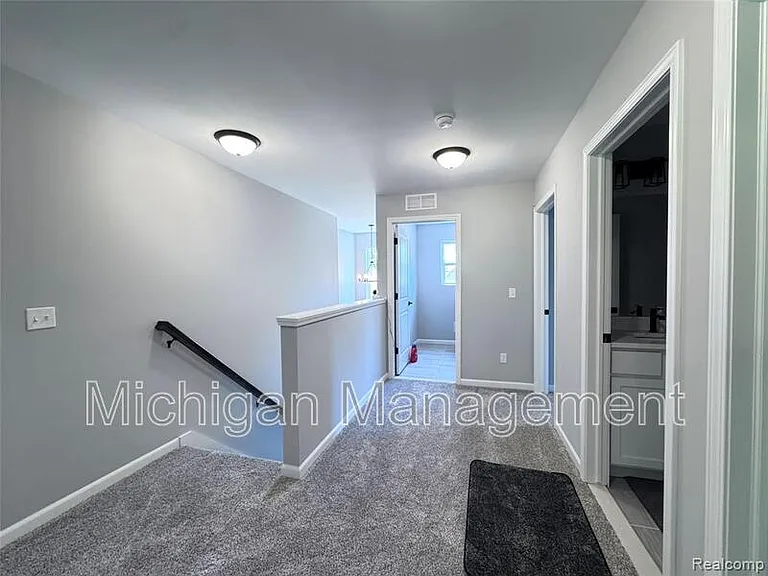 6149 Woodridge Ln — Photo 27
