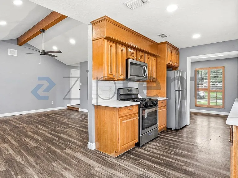 10914 Clear Fork Dr — Photo 12