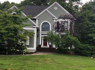 9 Nathan Stone Ln, Southborough, MA 01772