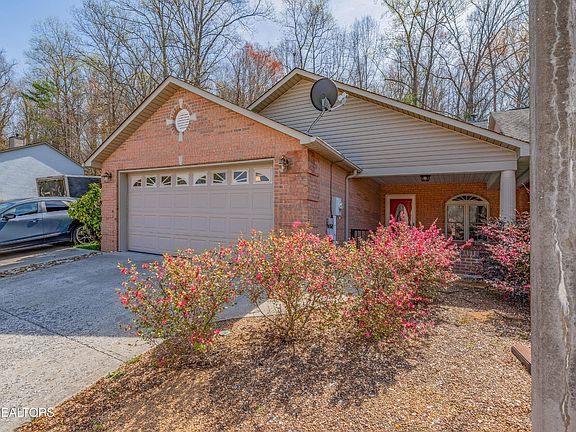 2nd image of 5007 Fairgrounds Pl #A