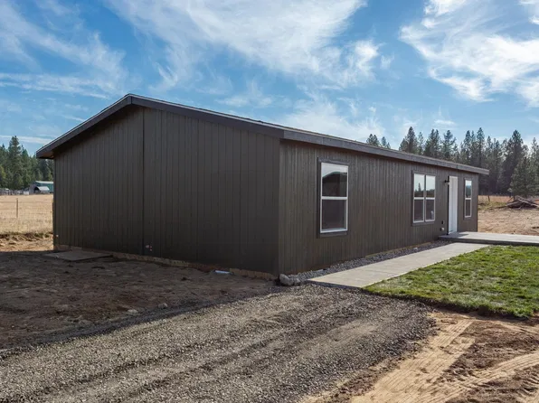 7910 E Valley Rd, Elk, WA 99009