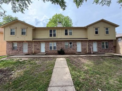 401 NE Highland Ln, Blue Springs, MO, 64014