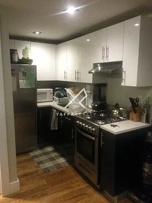 Rented by Yaffa Realty LLC | media 11