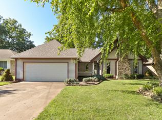 1332 W Mcgee Street, Springfield, MO 65807