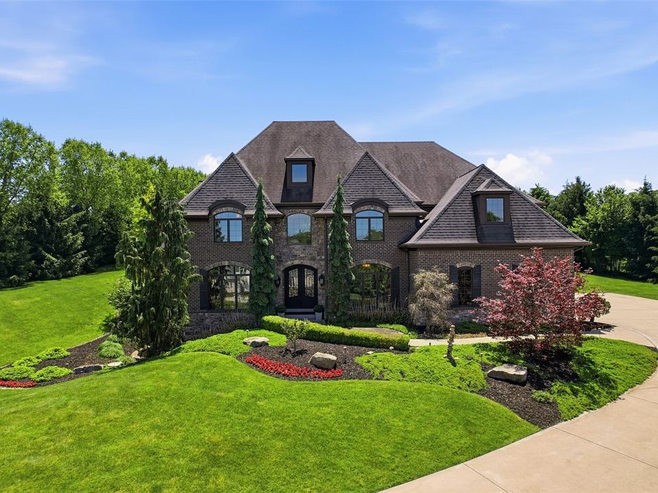 1st image of 311 Cambridge Dr