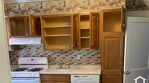 2235 Vailthorn Rd — Photo 7