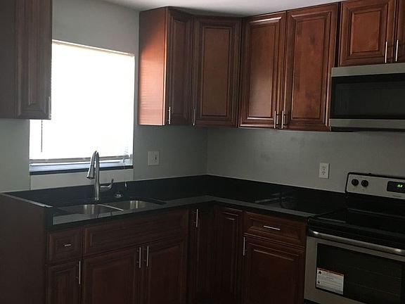 2nd image of 108 S Woodland Dr #2