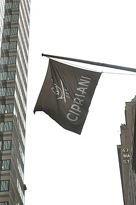 Rented by DALAZAR | media 20