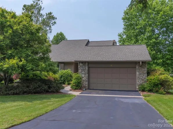 12 Ridgeview Dr, Asheville, NC 28804