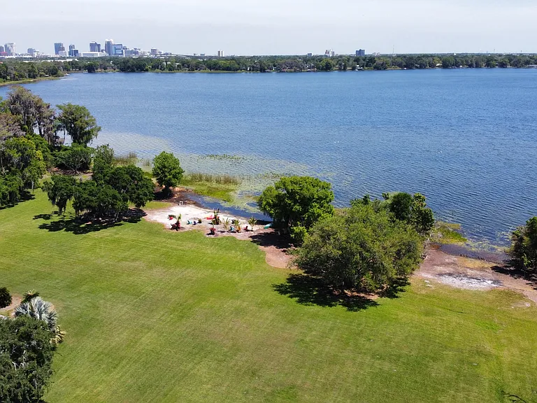 1507 S John Young Pkwy #6 — Photo 33
