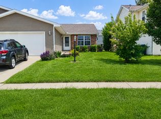 604B Sunflower St, Savoy, IL 61874