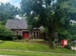 605 NW 40th Ter, Kansas City, MO 64116
