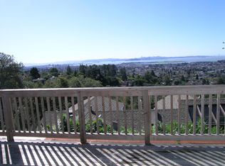 83 Edgecroft Rd, Kensington, CA 94707