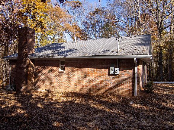 4th image of 56 Rolling Hill Ln